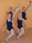 Grade_5_Prüflinge_h.l._Teresa_Suttner,_Charlotte_Giesen_v.l._Laura_Rupp,_Nina_Prihoda_RAD_Exams_Anita_Watson_2007_056.jpg